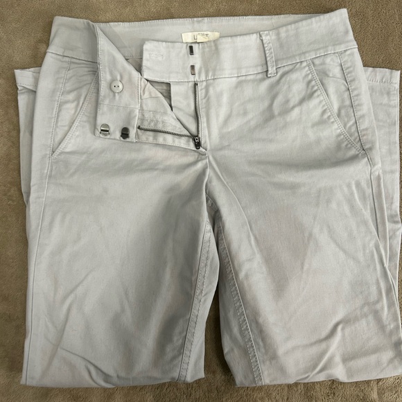 Loft Capris-khaki Size 4 - Picture 2 of 4